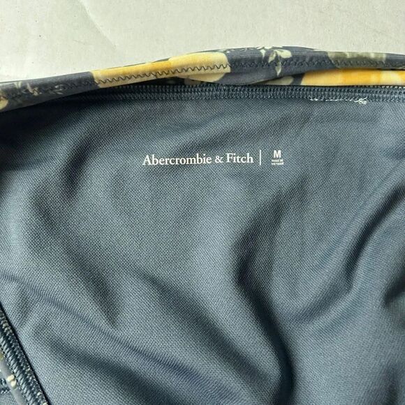Abercrombie & Fitch Lemon Print High Leg Cheeky Bikini Bottom sz M - Picture 3 of 7